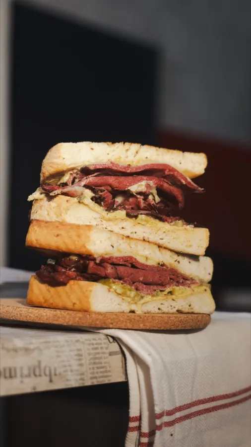 Gourmet sandwich at Fefis